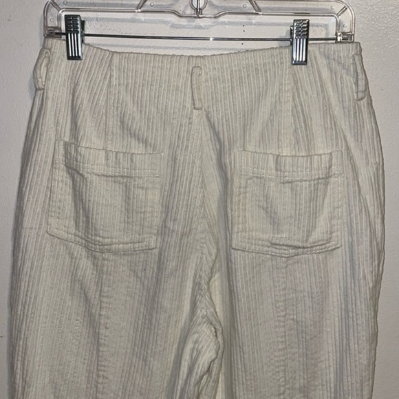 Blu Pepper Ankle Crop Corduroy Pants Women’s Size Medium Straight Leg Cream - Picture 6 of 9